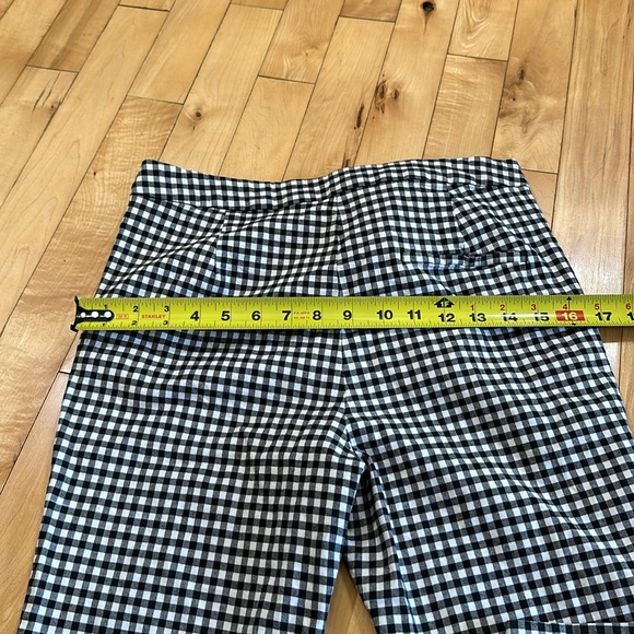 Zara Gingham Capris - Picture 6 of 9